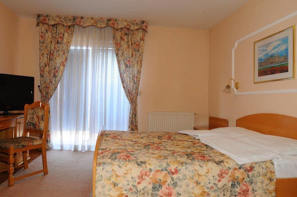זאגרב Hotel Vienna מראה חיצוני תמונה